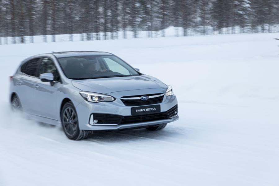 Subaru Impreza e-Boxer 5-Door 2020 года  (WW) (фото 13 из 24)